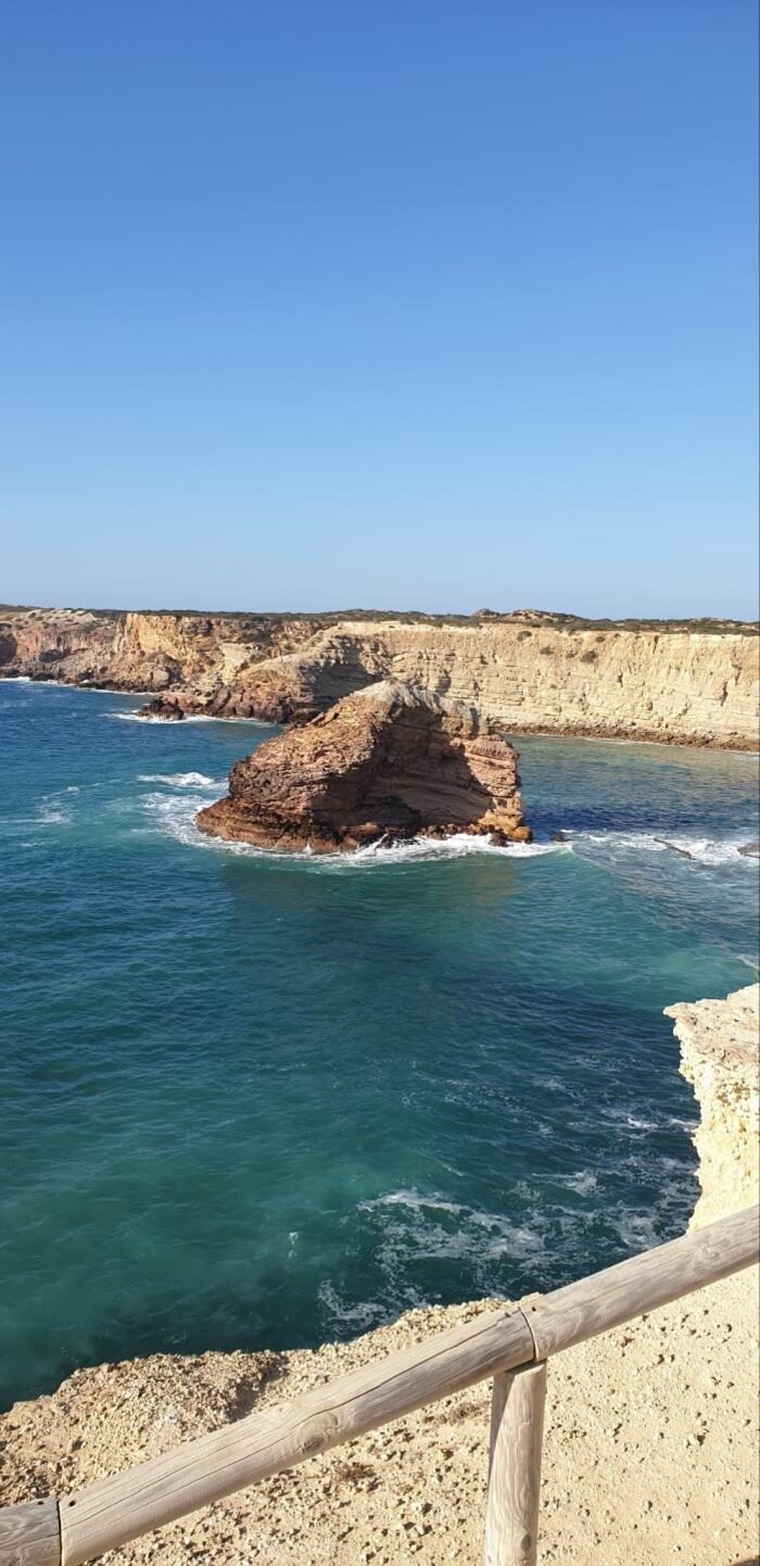 Randonneur sur la Rota Vicentina, Costa Vicentina